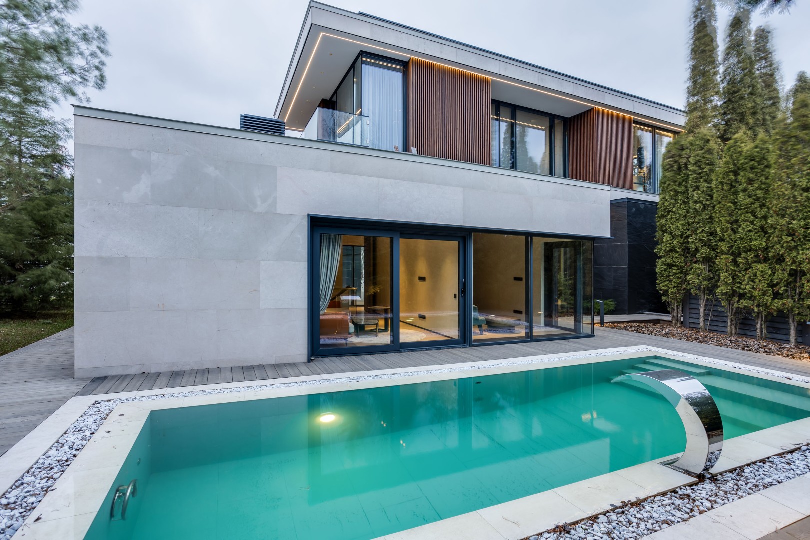 Новый дом в лучшей локации