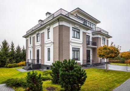 Дом в классическом стиле